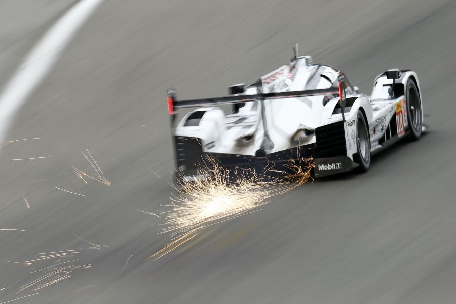  Porsche 919 Hybrid 2015 года  (фото 159 из 481)